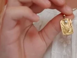 Gold Necklaces|Majorica Caelum Communion Necklace With Golden Medallion