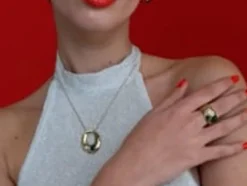 Medium-Sized Rings|Majorica Gold Feme Ring With White Pearl And Green Agate