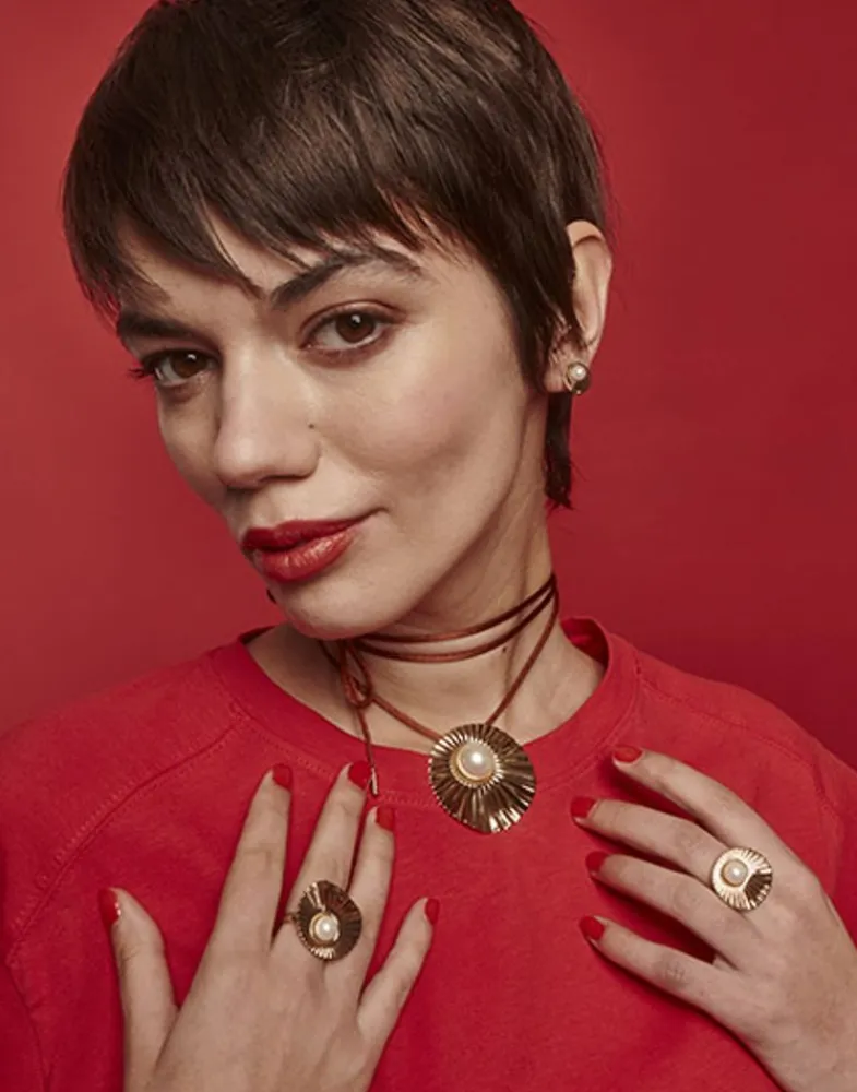 Pendants With Chain|Majorica Le Palm White Pearl Gold-Plated Steel Necklace With Brown Silk Cord